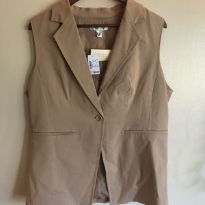 Christopher & Banks Brown Vest New With Tags